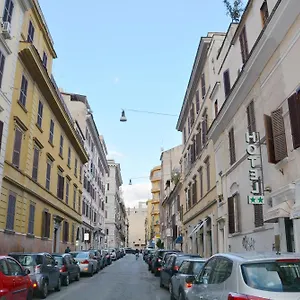  Affittacamere Carina